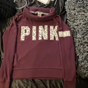 Long Sleeve Turtle Neck, Size: S, Maroon Color